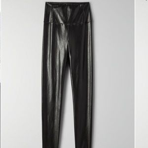 Aritzia (Wilfred Free) Daria Pant